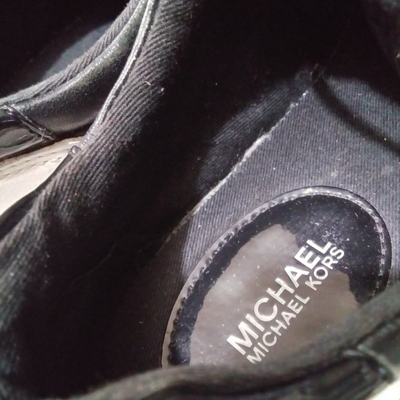 MICHAEL Michael Kors leather black and white  Allie Trainer size 6M - Picture 8 of 14